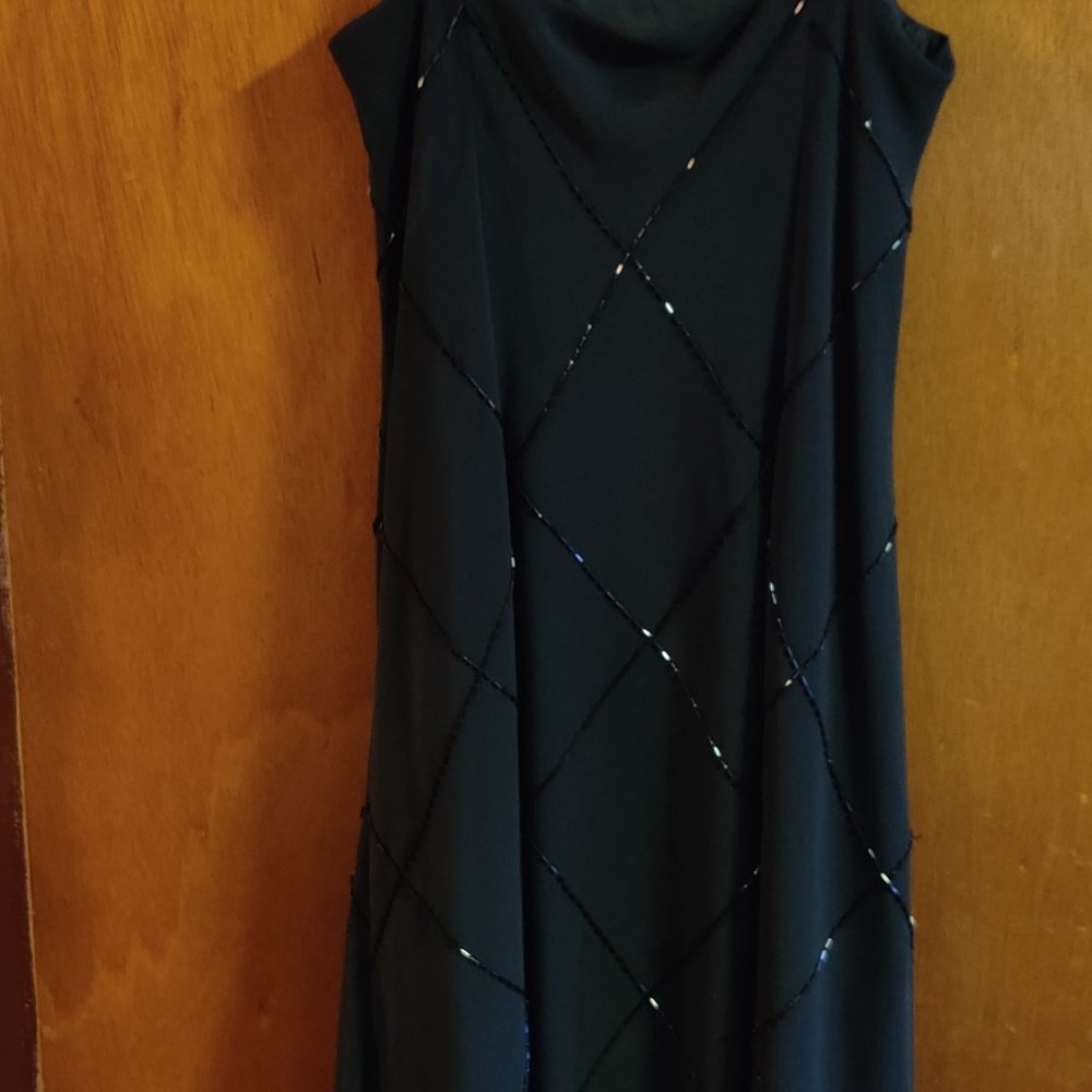 Jones New York black beaded cocktail dress - Picture 2 of 3